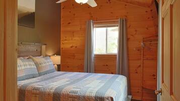 Iron/ironing board, travel cot, WiFi, bed sheets
