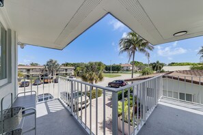 Property grounds - Dog-Friendly Unit w/ Pool Access in Pompano Beach! (Pompano Beach)