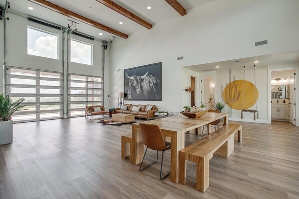 تناول الطعام