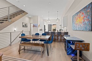 Dining - Mtn Getaway | Sauna • Garage•Dog Friendly•walkable (Silverthorne)