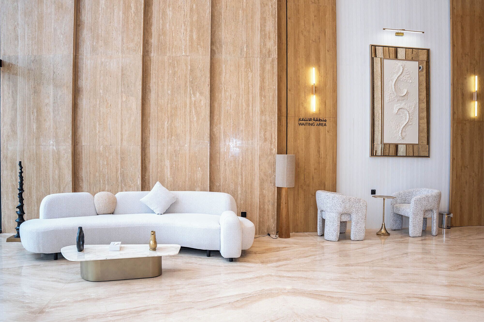 المنشأة من الداخل