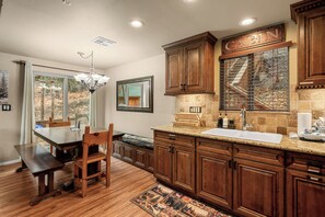 Cabin, Mountain View | Dining - Felthaus Family Cabin (Big Bear Lake)