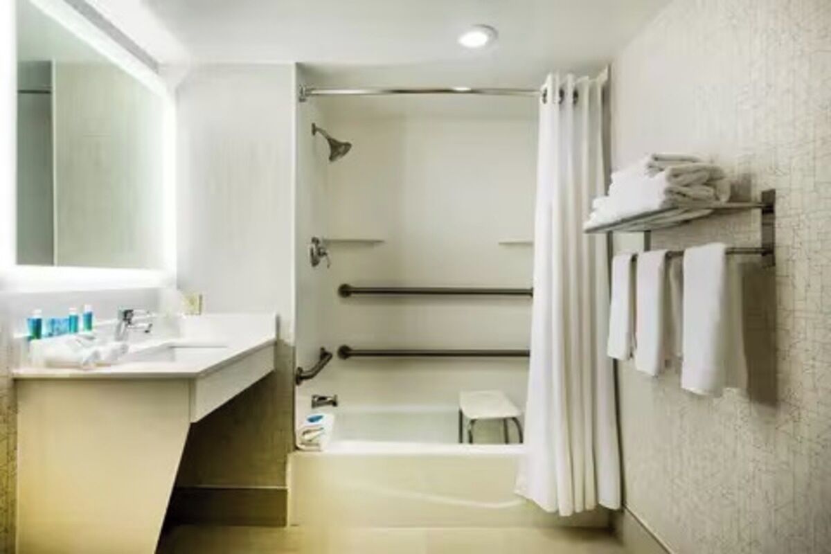 Hair dryer, towels