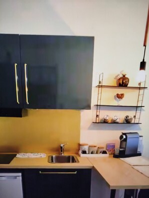 Apartamento, 1 habitación, vistas a la ciudad | Interior