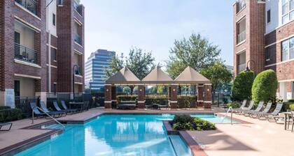 Trendy Modern Getaway w/ King Bed for a Prime Stay