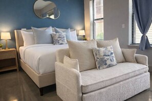 Room - Elegant Std retreat w/ KING & FULL BED + Pool&Gym (Irving)