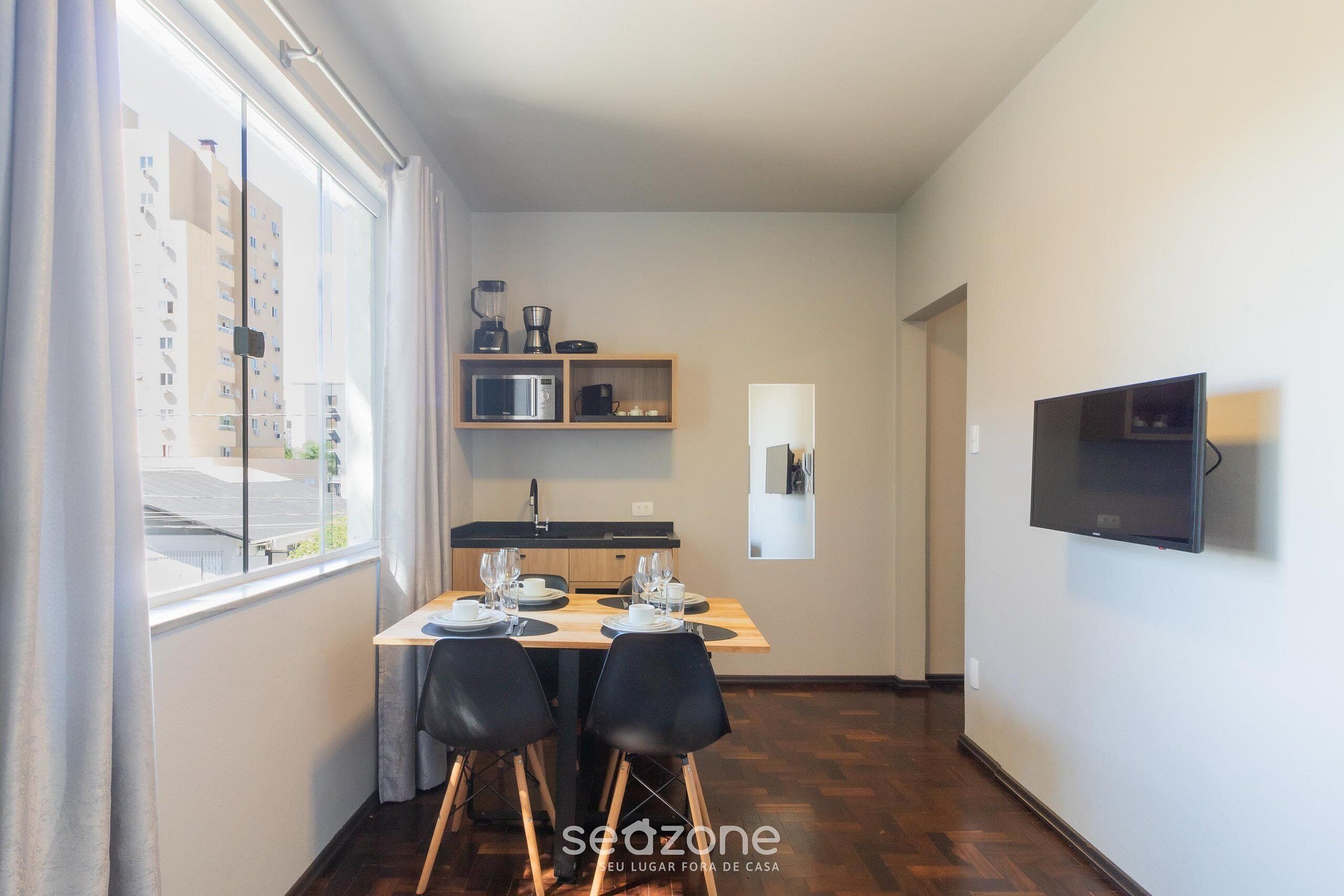 Eenvoudig appartement | Dineren