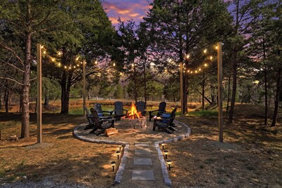 Cozy Retreat with Hot Tub, Fire Pit, Outdoor Dining, & Games 1 mi to Boat Ramp
