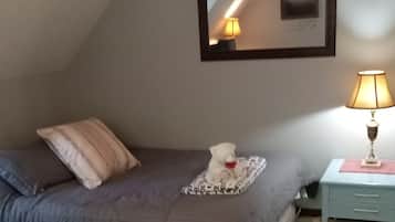 3 bedrooms, WiFi, bed sheets