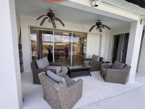Terrace/patio - Luxury Getaway Near Winter Garden Downtown, Disney (Winter Garden)