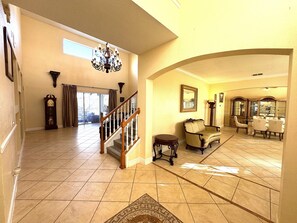 Interior - Luxury Getaway Near Winter Garden Downtown, Disney (Winter Garden)