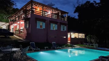 Habitación clásica, lanai, vistas al jardín | Piscina