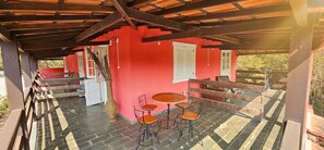 Outdoor dining - Pouso Canto de Minas (Tiradentes)