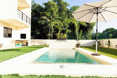 Family Villa w/ Private Pool + Rooftop • BeachClub