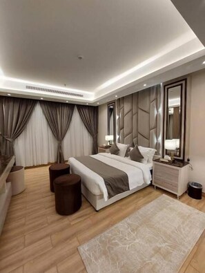 Junior Suite | Soundproofing, iron/ironing board, free WiFi, wheelchair access - Arjan Park Al Manar (Jeddah)