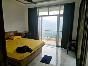 Room - Dev's Villa (Amansara above the sky) - Entire home in Pune City, India (Pune)