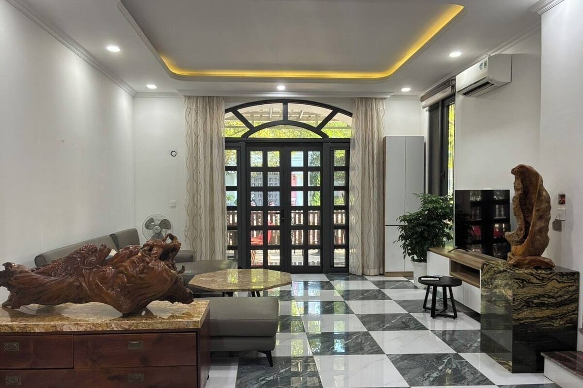 Deluxe Villa, Balcony, City View | Living area