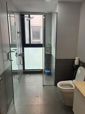 Deluxe-huvila, parveke, kaupunkinäköala | Kylpyhuone