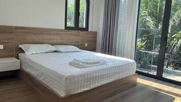 Deluxe Villa, Balcony, City View | Desk, free WiFi