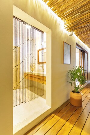 Spa - 9BR Villa | Sleeps 24 | Private Pool + Rooftop | Concierge & Breakfast Included (Tulum)