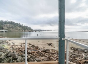 Property grounds - Bayfront Condo & Steps to Beach in Taft District (Lincoln City)