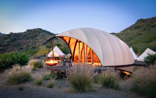 Wild Malibu • 12-Acre Private Glamping Ranch • Mineral Spa • Views • Near  Beach