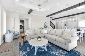 TV - Stunning custom coastal hideaway with private pool (Panama City Beach)