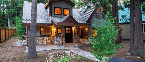 House (3 Bedrooms) | Front of property