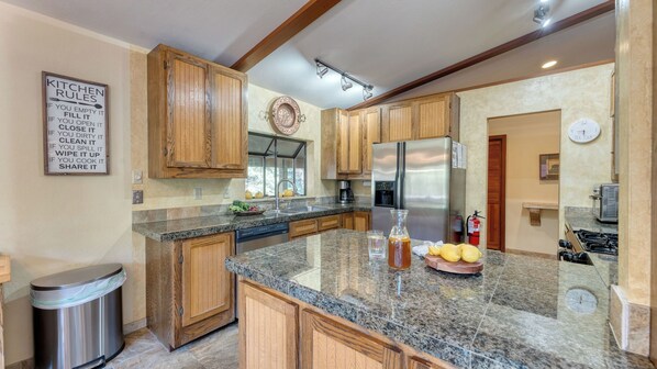 Ev (3 Bedrooms) | İç mekân