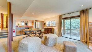 House (3 Bedrooms) | Interior - Wildwood by Avantstay Hot Tub, 5mins to Lake (Tahoe Vista)