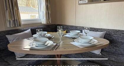 Beautiful holiday Caravan at Marton Mere Haven Blackpool