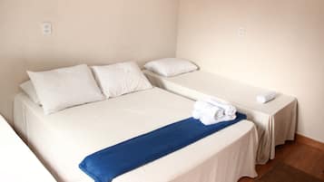 Comfort Room, Courtyard View