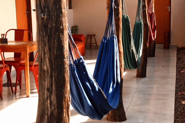 Outdoor dining - Pousada Árvore da Vida (Bonito)