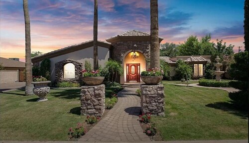 Calm Desert Oasis, Heated Pool, Game Room