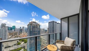 Studio, Balcony, City View | Property grounds - Luxurious Studio in DTW with City Views (Miami)