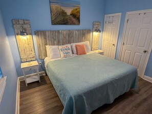 6 bedrooms, iron/ironing board, travel cot, free WiFi - Tropical Oasis | 6BR | Private Pool & Free Golf Cart! Walk to Beach! (Destin)