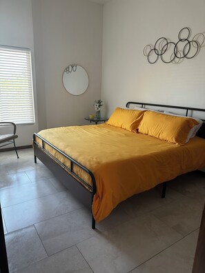 3 bedrooms, iron/ironing board, WiFi, bed sheets - Marvelous 3-bedroom condo with AC in Puerto Peñasco (Puerto Peñasco)