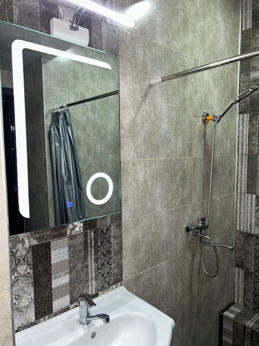 Cozy 1-bedroom apartment in beautiful Batoumi with AC