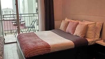 1 bedroom, iron/ironing board, WiFi, bed sheets