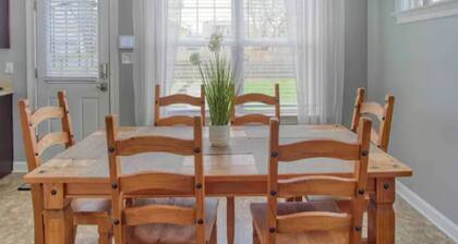 Beautiful 3bd/2.5ba Home! 10 min to Downtown, 5 min to Methodist Hospital