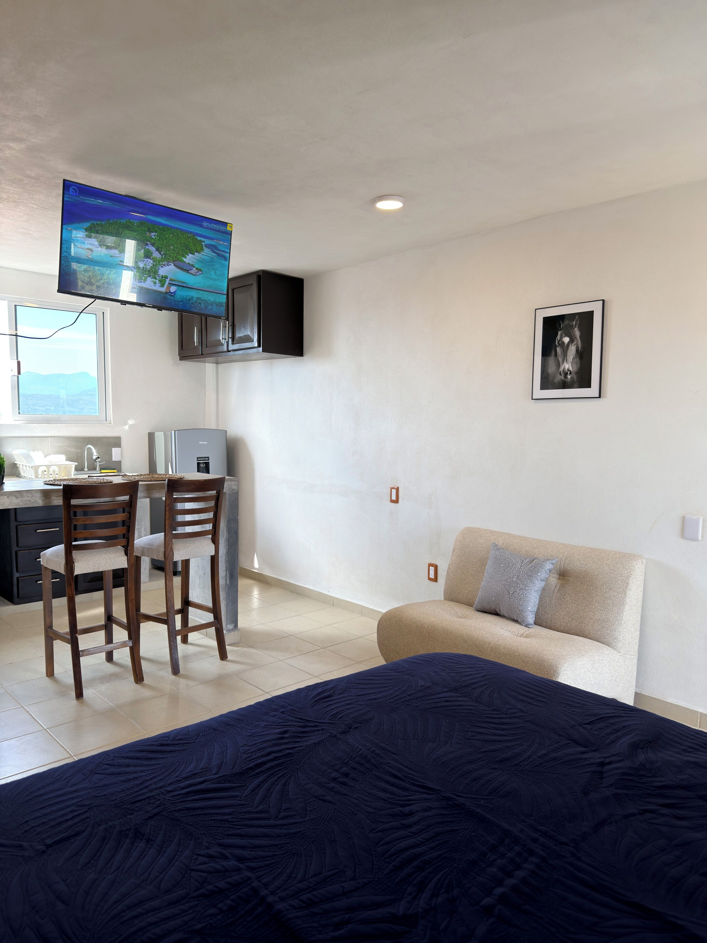 1 habitación, tabla de planchar con plancha, wifi y ropa de cama 