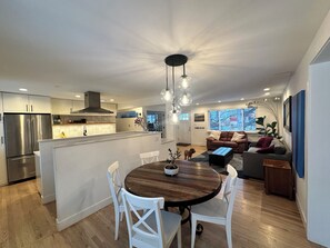 Interior - Beautiful 4-bedroom house in South Boulder (Boulder)