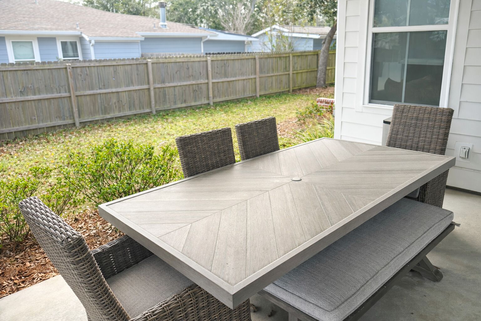 House | Outdoor dining