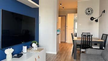 Apartment, Balkon, Stadtblick | Wohnbereich