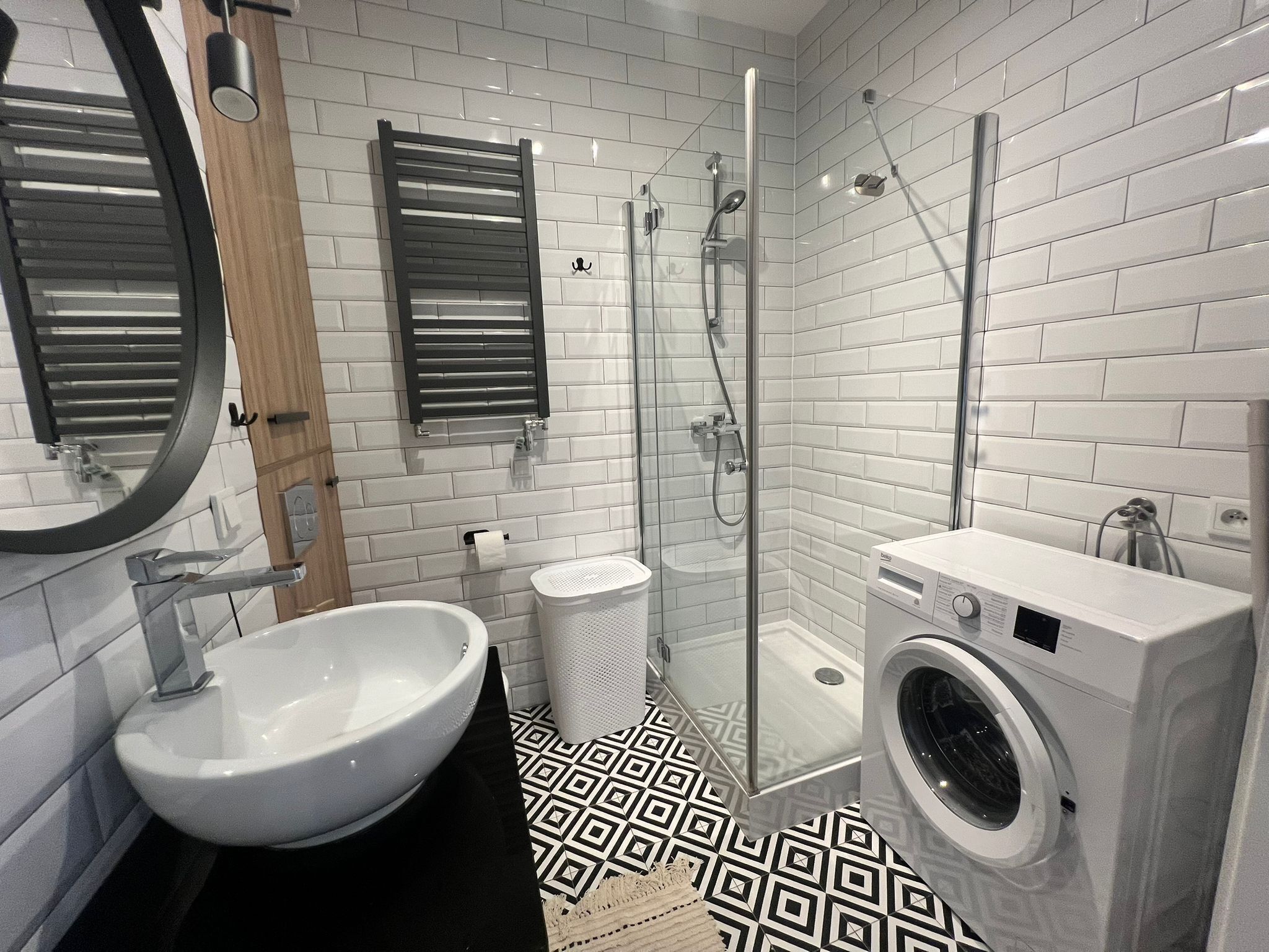 Appartement, balkon, uitzicht op stad | Badkamer