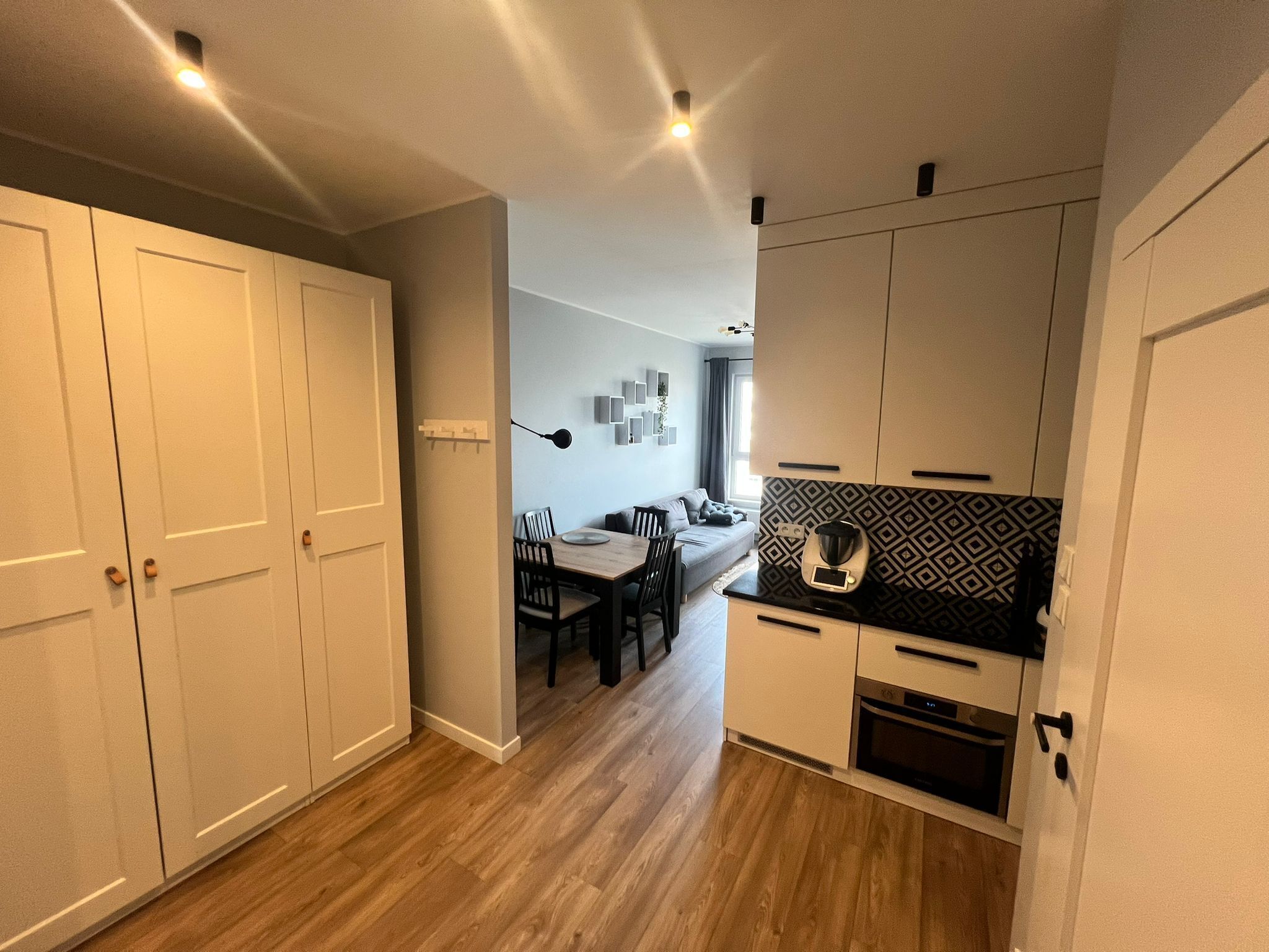 Appartement, balkon, uitzicht op stad | Interieur