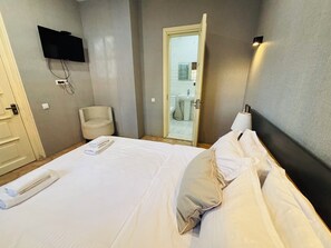 Habitació doble o amb dos llits individuals bàsica, vistes a la ciutat