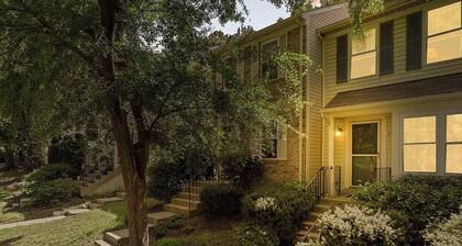 Whole House 35 mins to DC Top Neighborhood