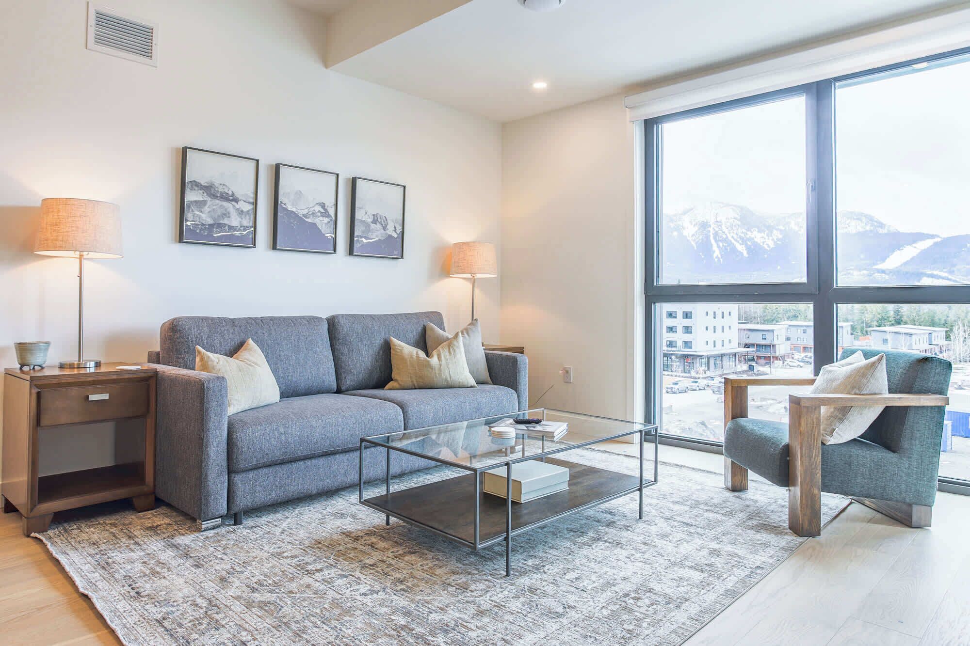 Adventure Living - Cozy 2 Bedroom Condo - Revelstoke