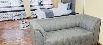 Room-cozy Retreat in Morningside